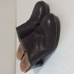 Women's Soft Brown Clogs Mules Size 8